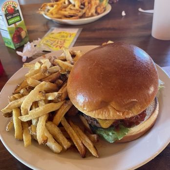 Trailhead Public House & Eatery - Great Turkey Burger - Burgers Near Me - Moab, Utah Trailhead Public House & Eatery - Great Turkey Burger - Burgers Near Me - Moab, Utah