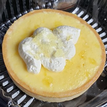 Fat Cheeks Hawaii - Lemon curd tart - Sandwiches Near Me - Honolulu, Hawaii