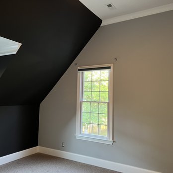 Townsend Painting - Black accent wall for a bedroom - Painters Near Me Townsend Painting - Black accent wall for a bedroom - Painters Near Me