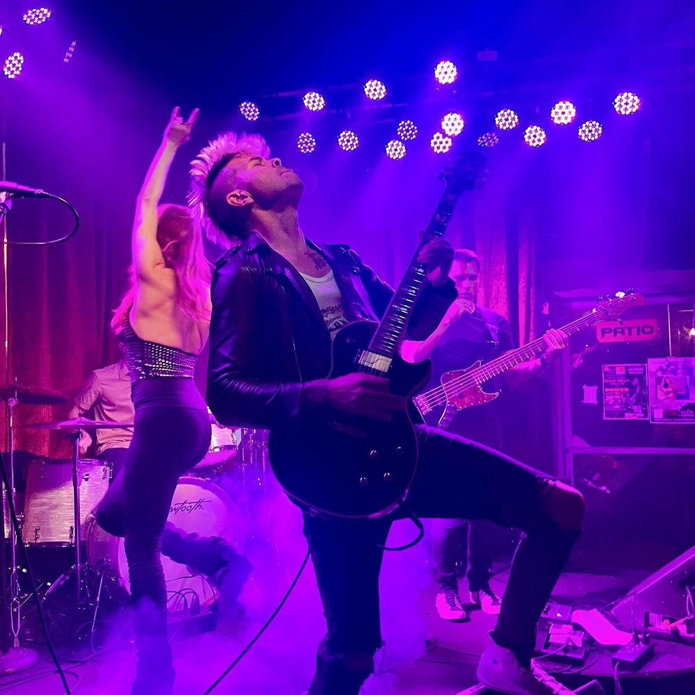 Universal Bar & Grill - Rock show - Sports Bars Near Me - North Hollywood, California Universal Bar & Grill - Rock show - Sports Bars Near Me - North Hollywood, California