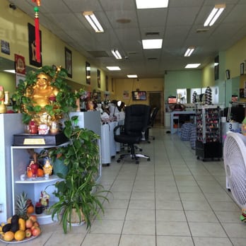 Houston Nail & Facials - Picture of the establishment - Nail Salons Near Me - Houston, Texas Houston Nail & Facials - Picture of the establishment - Nail Salons Near Me - Houston, Texas