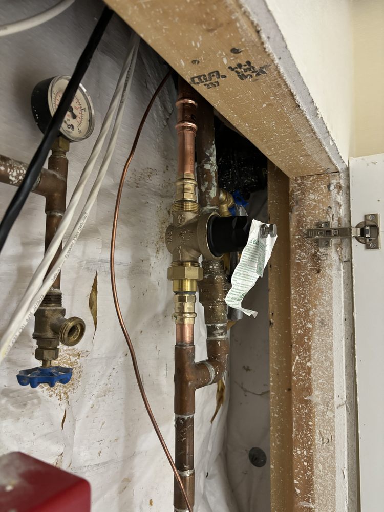 Slide of Hero Plumbing and Drains