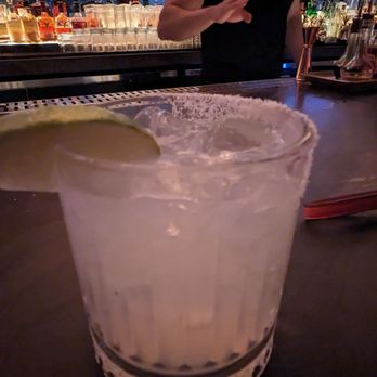 RT60 Rooftop Bar & Lounge - Margarita - Lounges Near Me - New York, New York