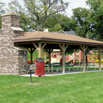 Bob Lewandowski Park - Parks Near Me - Mundelein, Illinois