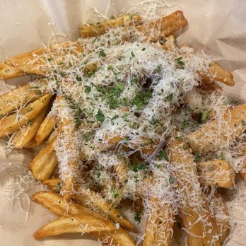 Hemingway's Tavern - Truffle Fries appetizer - New American Near Me - Melbourne, Florida