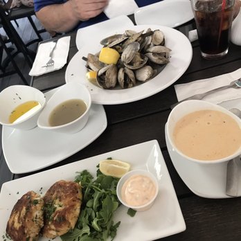 RipTide Restaurant & Bar - Crab cakes, steamers and lobster bisque - Seafood Near Me - West Haven, Connecticut RipTide Restaurant & Bar - Crab cakes, steamers and lobster bisque - Seafood Near Me - West Haven, Connecticut