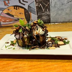 Sofra Tapas - Tapas Veganus: Aubergine au yagourt ~ Eggplant with yogurt