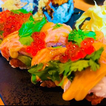Kusshi - Ovi Roll - Sushi Bars Near Me - Vienna, Virginia Kusshi - Ovi Roll - Sushi Bars Near Me - Vienna, Virginia