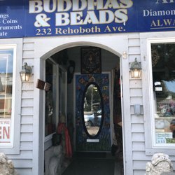 Buddhas and Beads