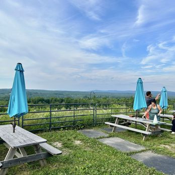 Over The Moon Farmstead - Brewpubs Near Me - Pittsfield, New Hampshire Over The Moon Farmstead - Brewpubs Near Me - Pittsfield, New Hampshire