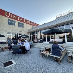 Uinta Brewing - Patio Vibes