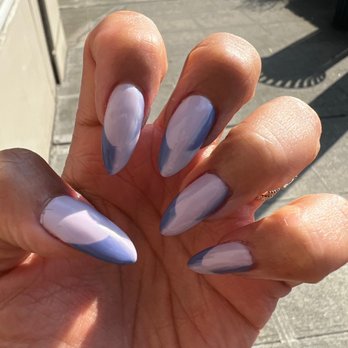 Em Salon & Spa - The reverse ombré trend in my fave colors purple and more purple by Kim - Nail Salons Near Me - Bellevue, Washington Em Salon & Spa - The reverse ombré trend in my fave colors purple and more purple by Kim - Nail Salons Near Me - Bellevue, Washington
