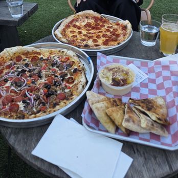 Drake’s: The Barn - Breweries Near Me - West Sacramento, California Drake’s: The Barn - Breweries Near Me - West Sacramento, California