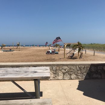 North Beach Park - Free hammocks to use - Beaches Near Me - Racine, Wisconsin North Beach Park - Free hammocks to use - Beaches Near Me - Racine, Wisconsin