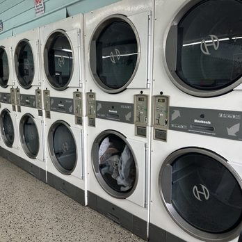 Sum Beach Laundry - Laundromat Near Me - St. Petersburg, Florida Sum Beach Laundry - Laundromat Near Me - St. Petersburg, Florida