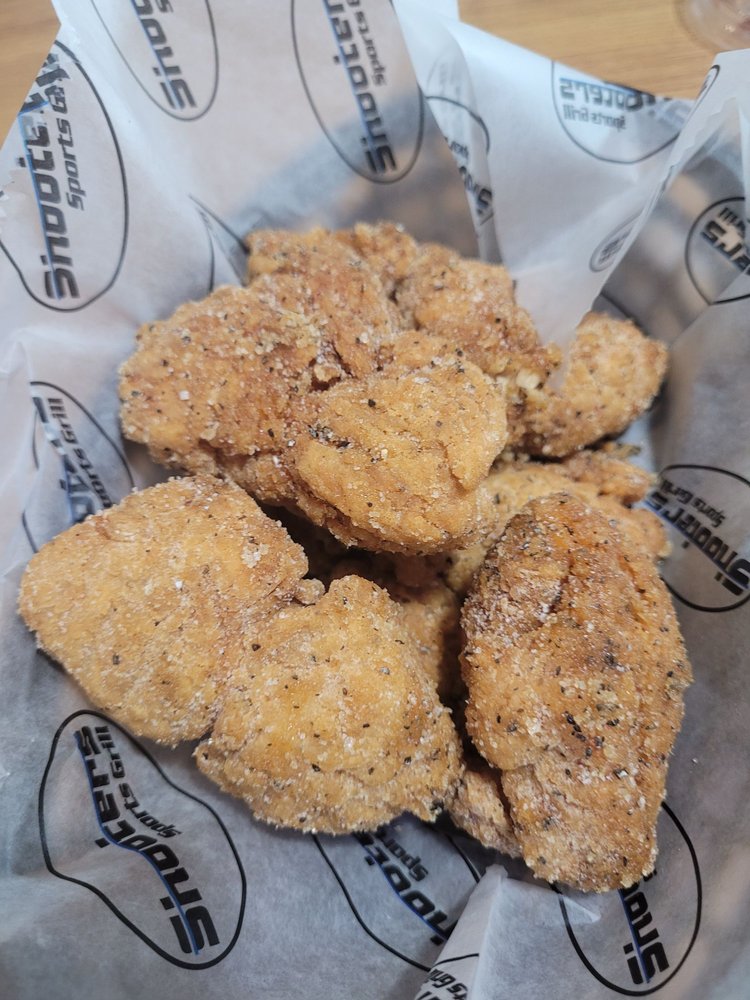 SHOOTER’S SPORTS GRILL MAINEVILLE Updated September 2024 39