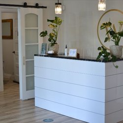 The Willow Studio - Get your questions answered at our front desk.