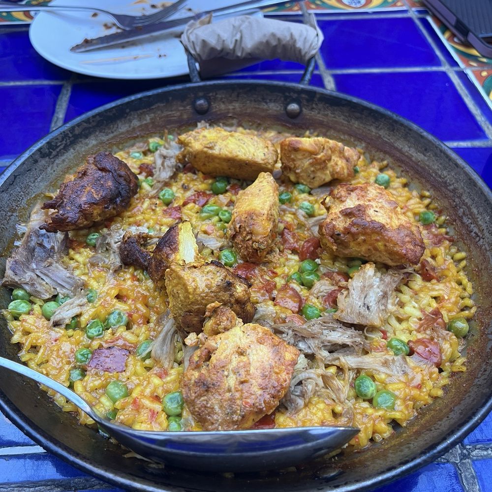 Casa Córdoba - Casa Cordoba paella - Spanish Near Me - Montrose, California Casa Córdoba - Casa Cordoba paella - Spanish Near Me - Montrose, California