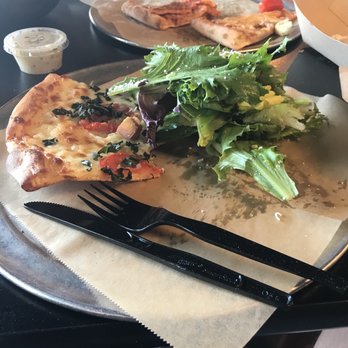 Flippin' Pizza - Pizza Near Me - La Costa, California Flippin' Pizza - Pizza Near Me - La Costa, California