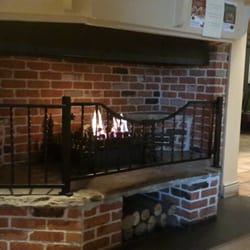 Flamstead Harvester - Warm fire