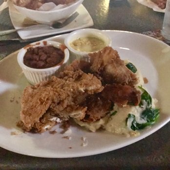 Yard House - Southern Fried Chicken Breast - New American Near Me - Cincinnati, Ohio