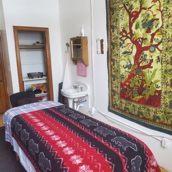 Golden Touch Massage Therapy - Massage Therapy Near Me - Houghton, Michigan Golden Touch Massage Therapy - Massage Therapy Near Me - Houghton, Michigan
