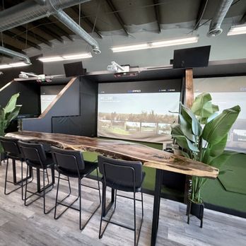 Brews N Birdies - Room for private parties - Golf Near Me - Denver, Colorado Brews N Birdies - Room for private parties - Golf Near Me - Denver, Colorado