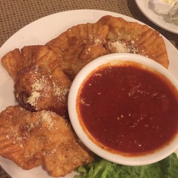 Baratta's - Fried beef ravioli - Italian Near Me - Des Moines, Iowa