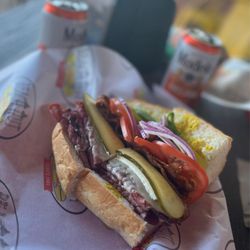 Beach Hut Deli - Sacramento