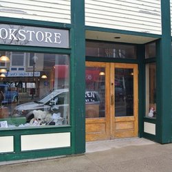 Book Store - Exterior of the Bookstore in Frankfort