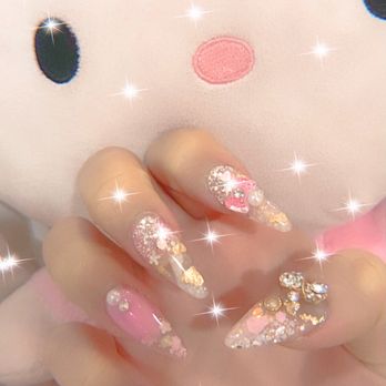 Showtime Nail Salon - Nails   right hand - Nail Salons Near Me - Las Vegas, Nevada