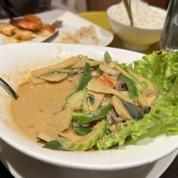 Chez Zhong - Chinese Near Me - Paris, 75