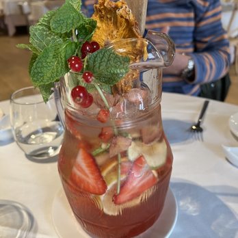 Casa Eladio - Cava sangria - Spanish Near Me - Marbella, Massachusetts