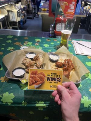 Buffalo Wild Wings by null