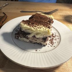 The Wildemount - Elderberry Tiramisu