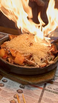 Sun Nong Dan by null