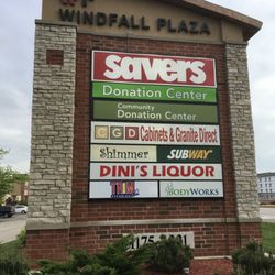 Dini's Liqour - Dini's Liquor