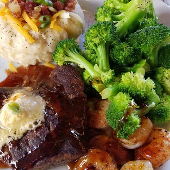 Chili's - Sirlon with Chipotle sauce, grilled shrimp, steamed broccoli and loaded baked potatoes....so freaking good and on the 2 for 35 - Bars Near Me - Dallas, Texas Chili's - Sirlon with Chipotle sauce, grilled shrimp, steamed broccoli and loaded baked potatoes....so freaking good and on the 2 for 35 - Bars Near Me - Dallas, Texas