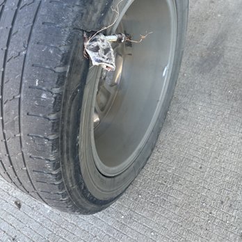 Supreme Mobile Tire - Mobile tire replacement service - Roadside Assistance Near Me - Dallas, Texas Supreme Mobile Tire - Mobile tire replacement service - Roadside Assistance Near Me - Dallas, Texas