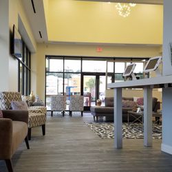 Lakewood Dentistry - Tablet Bar and our Lobby