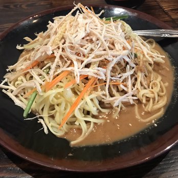 Taipei Cafe - Cold noodles with shredded chicken - Taiwanese Near Me - Chicago, Illinois