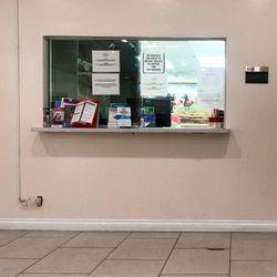 Luu Loi, MD - Front Desk