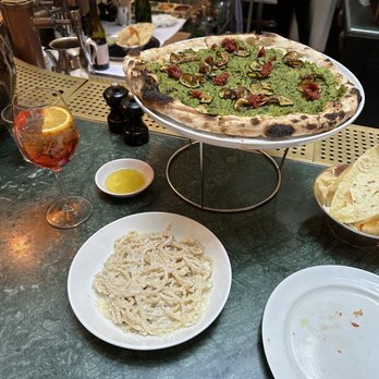 Cecconi's - Italian Near Me - Amsterdam, New Hampshire