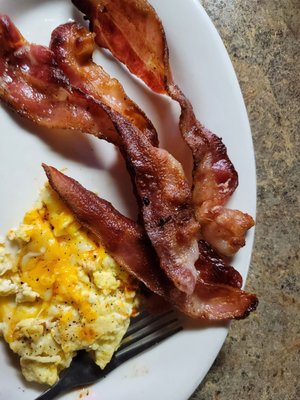 Bud Jackson’s Eatery & Taps by null