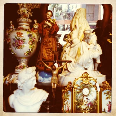 Antiques Center Plaza del Angel by null