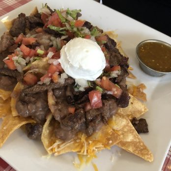 Manny's Kitchen - Nachos supreme - Mexican Near Me - Captain Cook, Hawaii