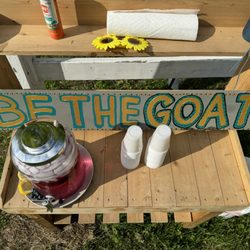 Sunflower Farm Creamery - Goat Yoga Season 2024