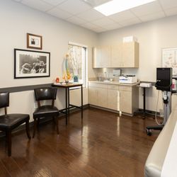 Peachtree Spine & Sports Physicians  - Patient treating room