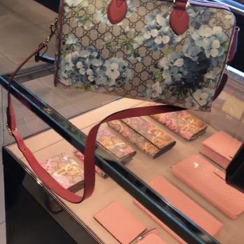 Gucci Outlet - Leather Goods Near Me - Livermore, California Gucci Outlet - Leather Goods Near Me - Livermore, California