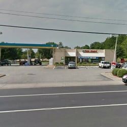 Fas Mart Convenience Stores - Fas Mart Valero at the corner of Stonewall Parkway and Cold Harbor Road in Mechanicsville VA